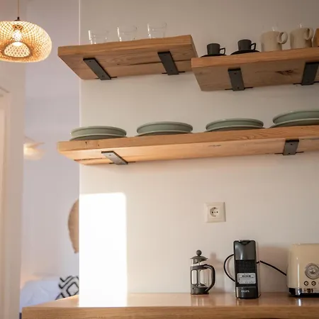 Stone Waves Apartment