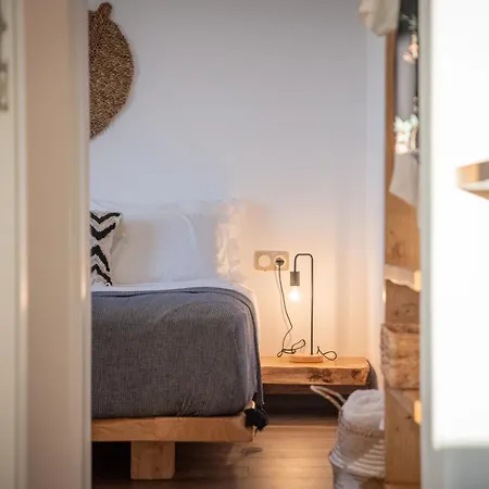 Stone Waves Apartment *